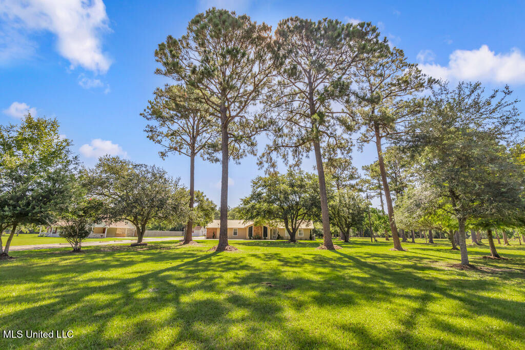 Property Photo: 2512 Old Shell Landing Road MS 39564