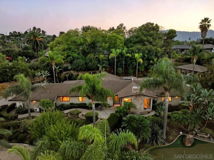 Property Photo:  2927 Circle Drive  CA 92029 