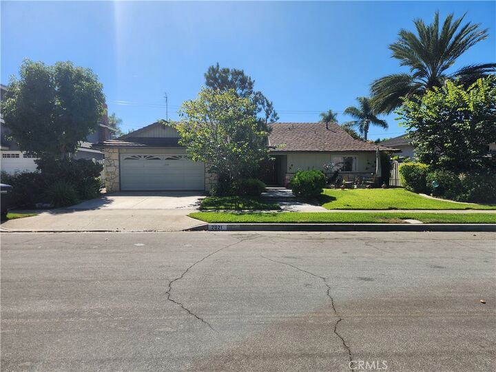 2021 Kornat  Costa Mesa CA 92626 photo