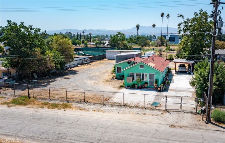 Property Photo: 603 San Jacinto CA 92408