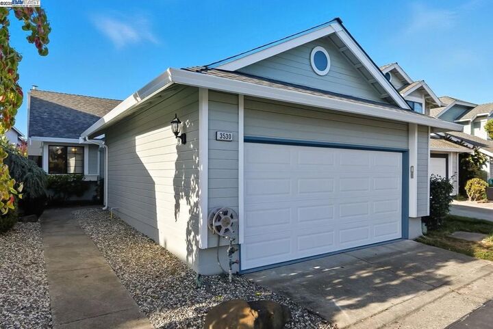 3530 Depassier Way  Alameda CA 94502 photo