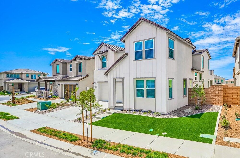 Property Photo: 39283 Ceanothus Place CA 92591
