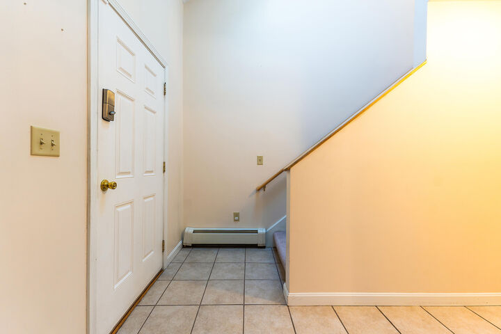 Property Photo: 10 Ledges Court 10 ME 04240