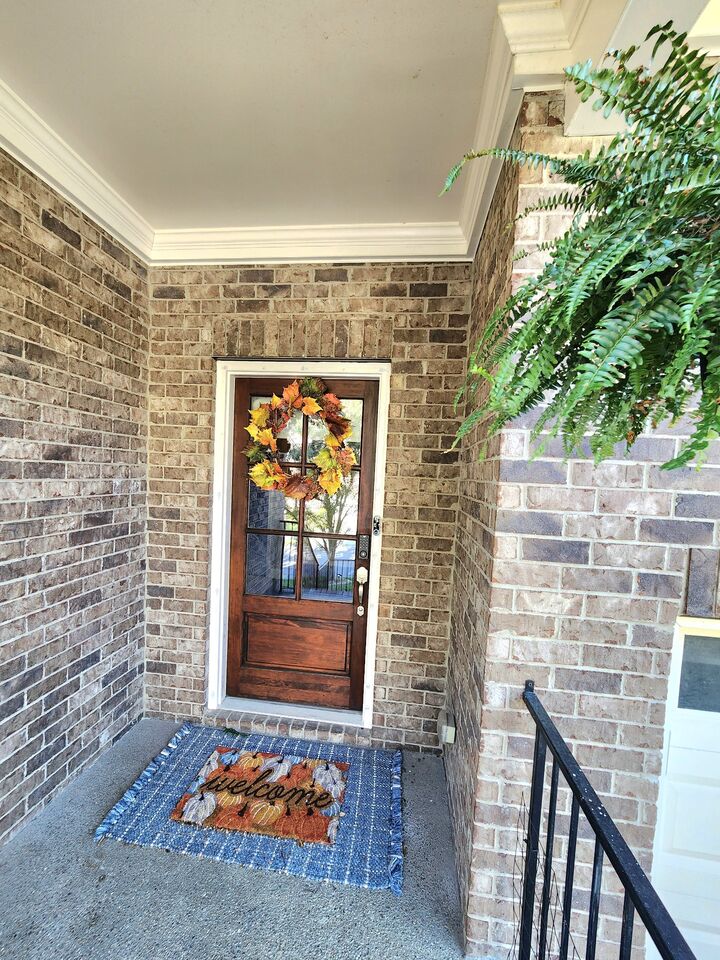 Property Photo:  408 Marlowe Ct  TN 37135 