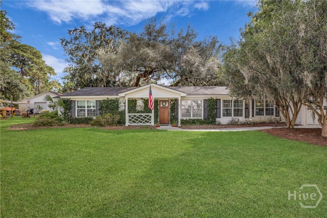 Property Photo:  59 Romney Place  GA 31406 