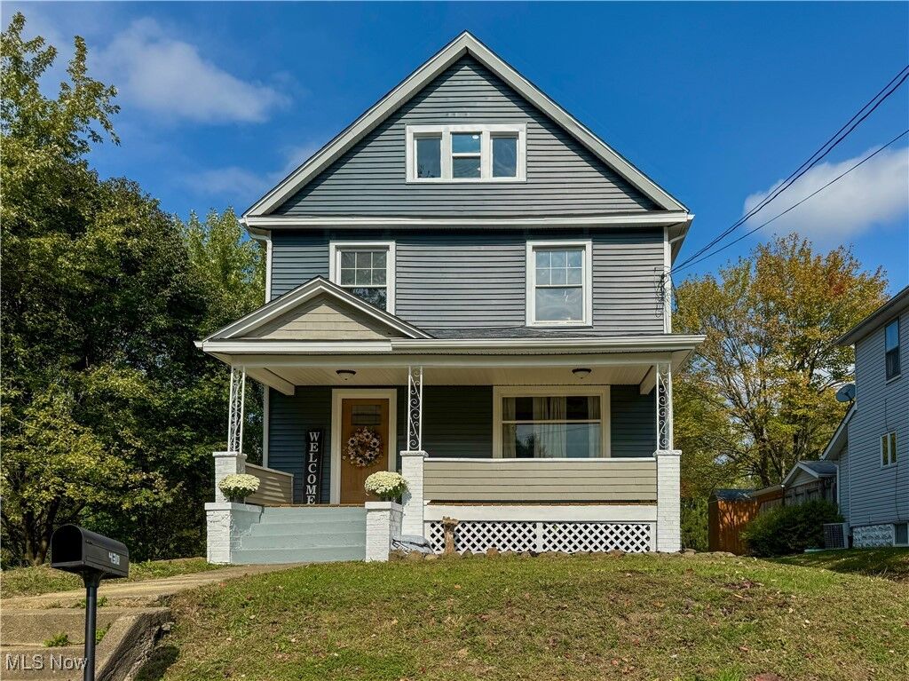 Property Photo:  430 E Park Avenue  OH 44425 