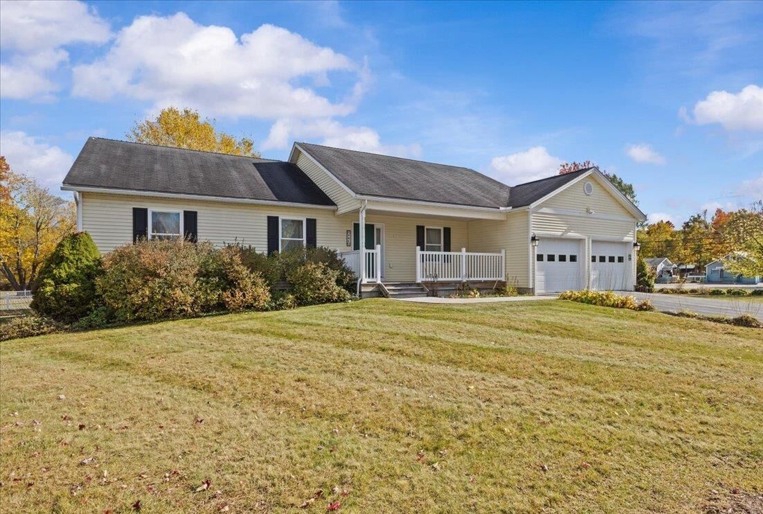 Property Photo: 1 Lilac Lane VT 05452