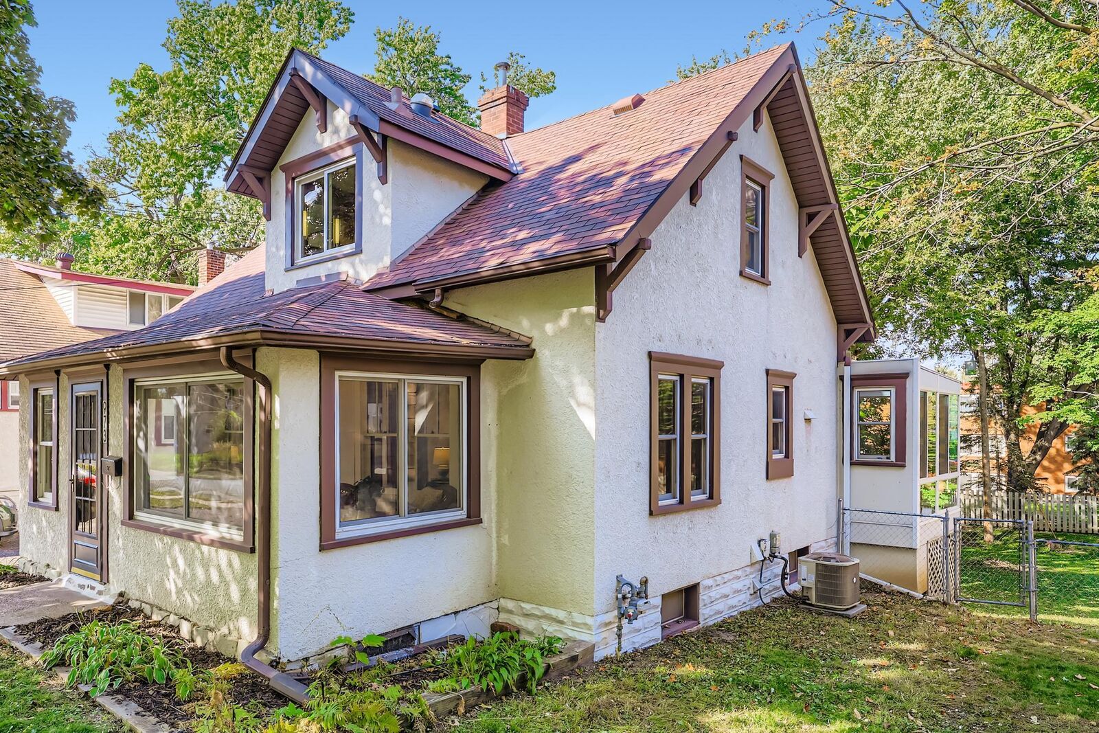 Property Photo: 973 43rd Avenue NE MN 55421