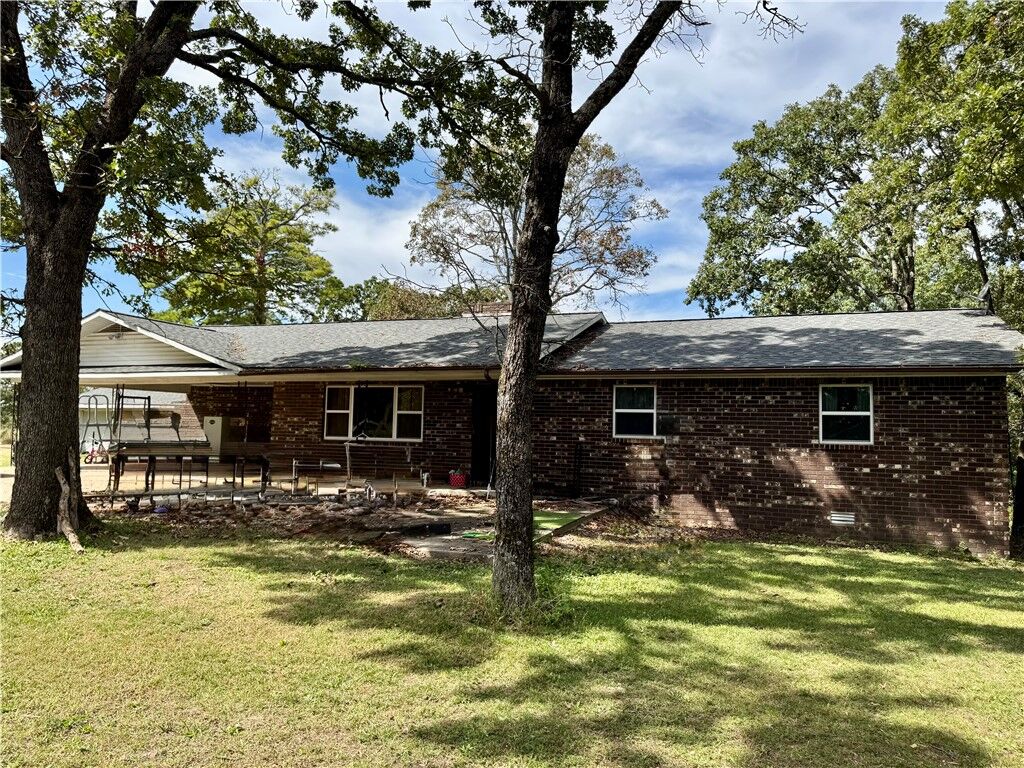 Property Photo: 550 Cr-2252 AR 72632