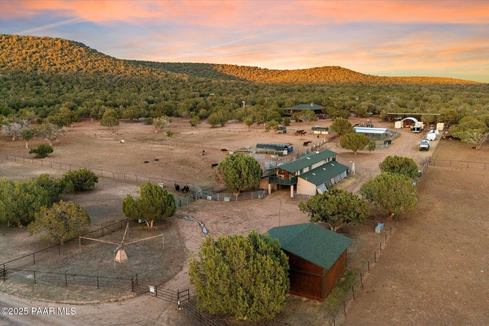 Property Photo:  33425 W Cowboy Clint Way  AZ 86337 