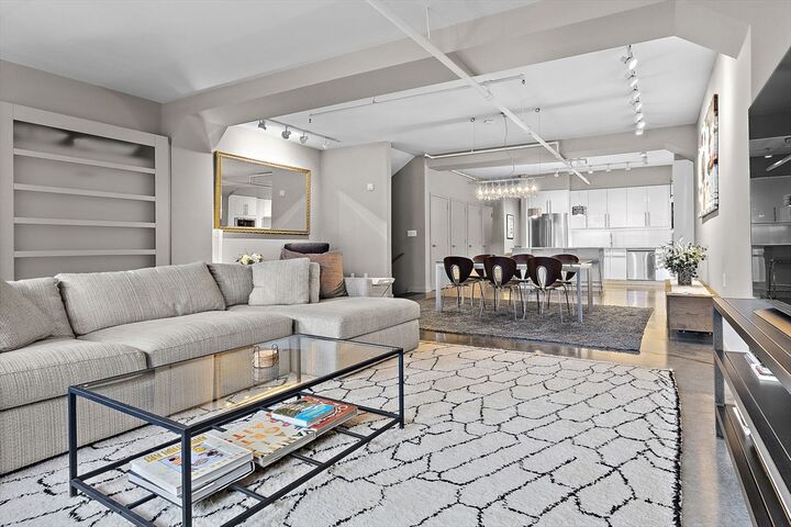 Property Photo:  453 Washington St 5A  MA 02111 