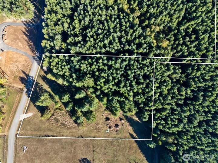 Property Photo:  140  Vetter Lane  WA 98570 