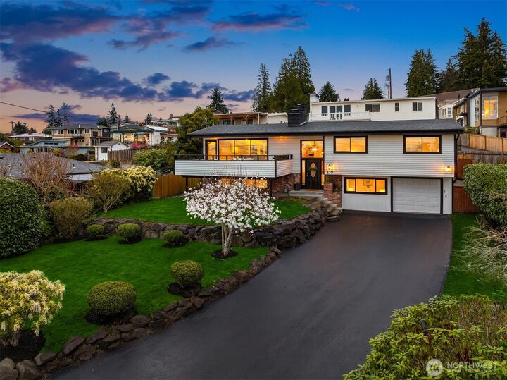 619  8th Avenue S  Edmonds WA 98020 photo
