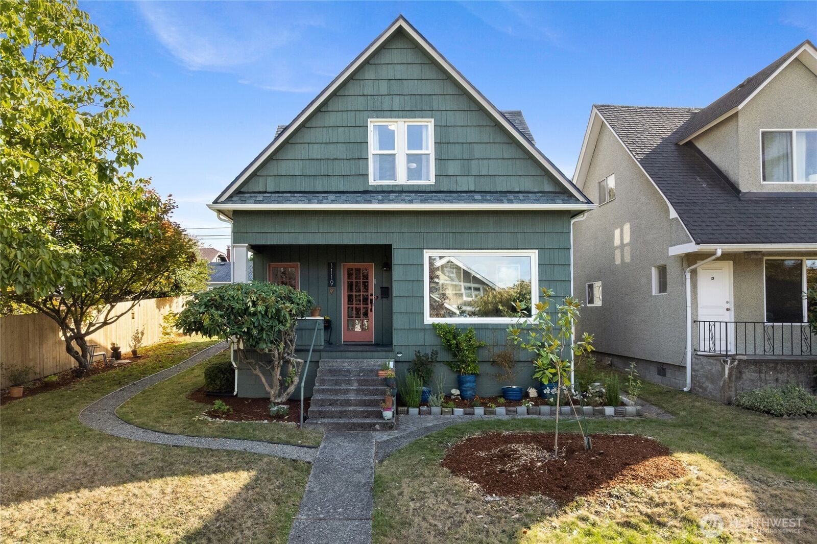 Property Photo: 1119 N Oakes WA 98406