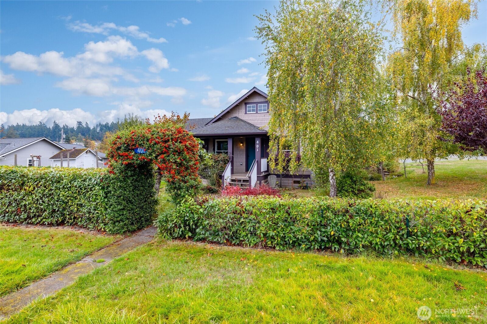 Property Photo: 401 NE 9th Street WA 98239