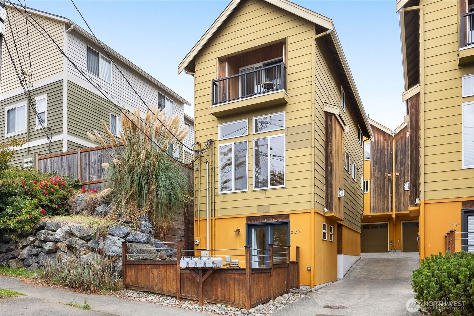Property Photo: 2120 W Ruffner Street WA 98199