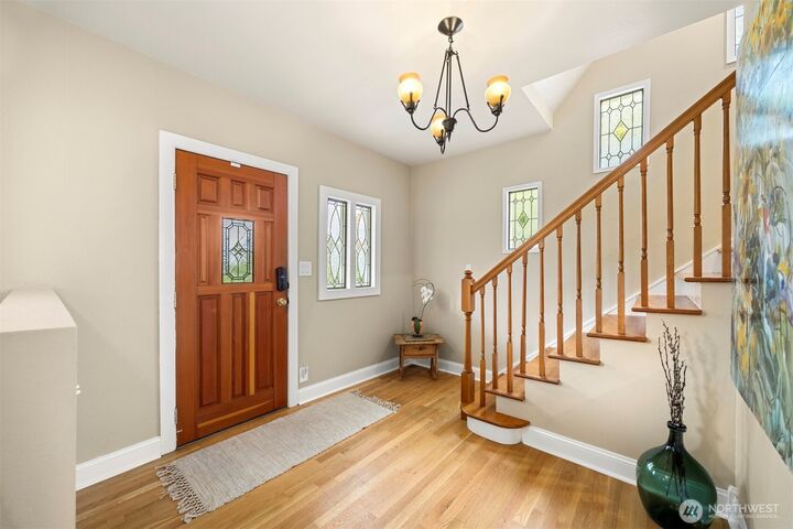 Property Photo:  1342  Franklin St  WA 98225 