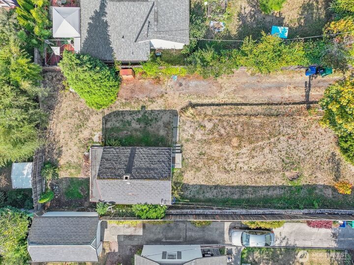 Property Photo: 10217 12th Avenue NE WA 98125