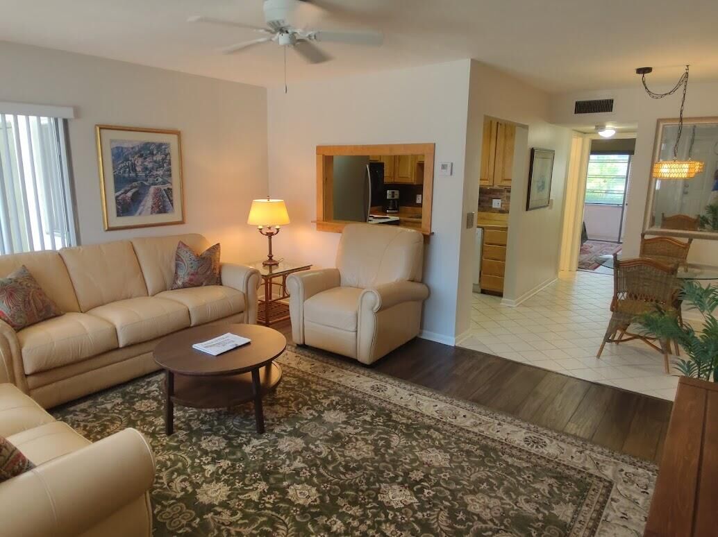 Property Photo:  3160 Lake Osborne Dr 107  FL 33461 