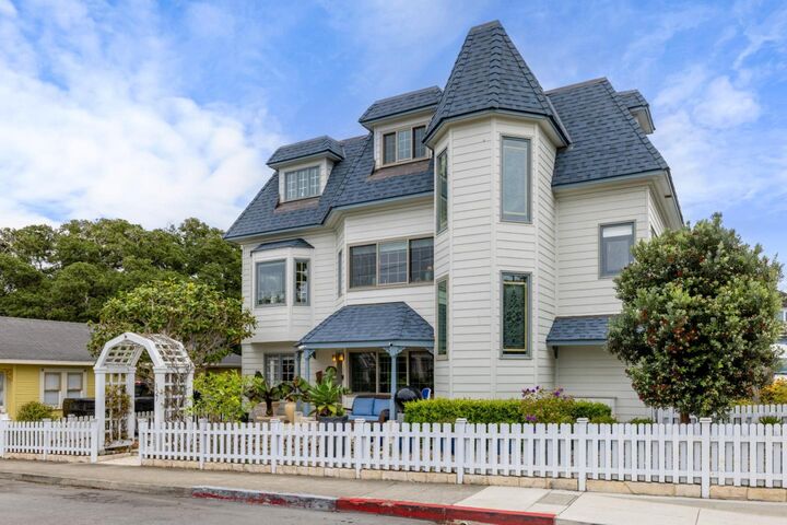 Property Photo: 127 16th Street CA 93950