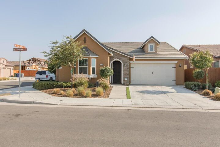 Property Photo: 3776 Saginaw Avenue CA 93619