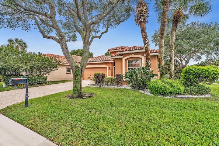 Property Photo: 13799 Via Nadina FL 33446