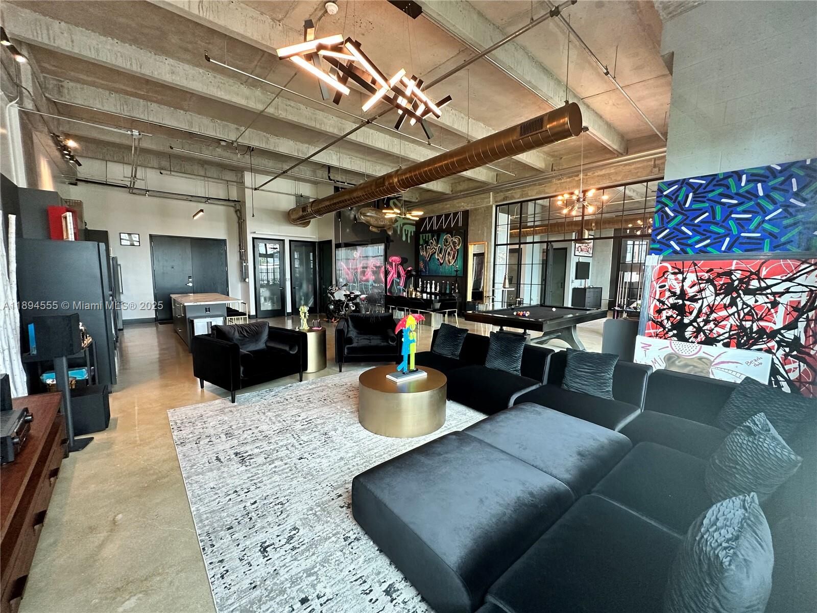 Property Photo: 1749 NE Miami Ct 405 FL 33132