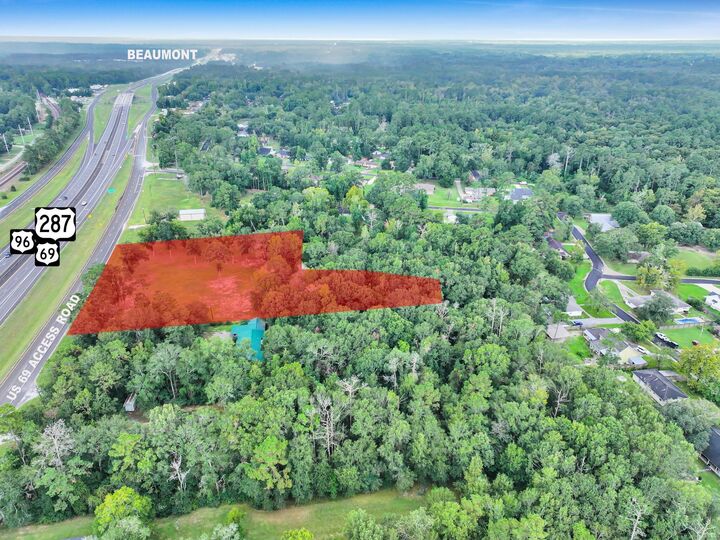 Property Photo:  4074 Highway 69 S  TX 77657