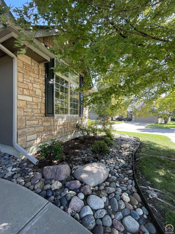 Property Photo:  2240 SW Millers Glen Dr  KS 66614