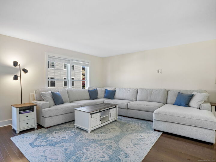 Property Photo:  118 Berwick Avenue 118  CT 06825 
