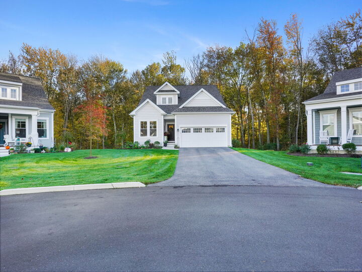 Property Photo: 945 Mackenzie Lane 945 CT 06478