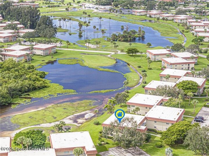 Property Photo:  69 Royal Oak Court  FL 32962