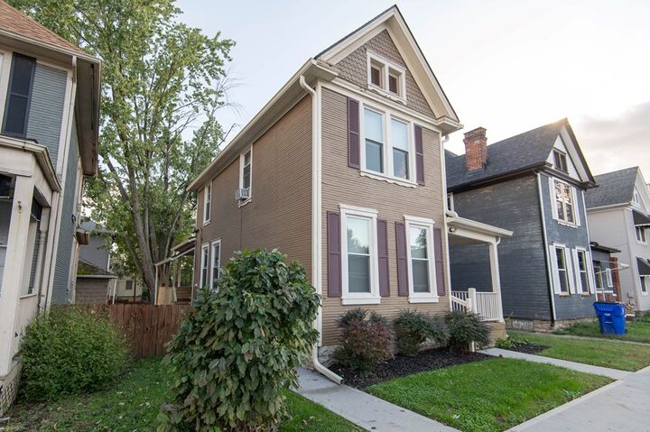 Property Photo: 146 7th St OH 45601