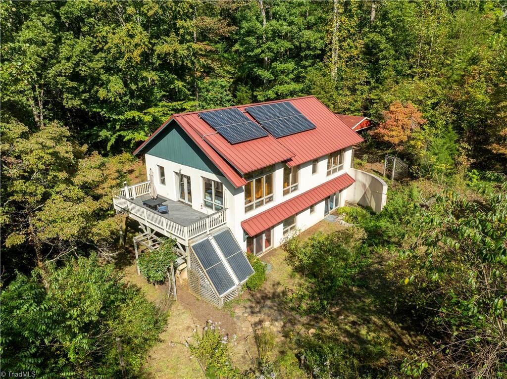 Property Photo: 106 Bashavia Woods Trail NC 27040