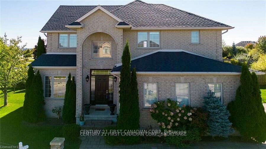 Property Photo: 2016 Beaverbrook Avenue ON N6H 5X3