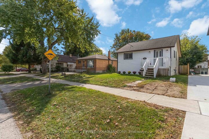 Property Photo: 321 Edmonton Street ON N5W 4X3