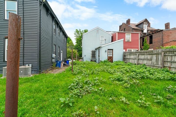 Property Photo: 1413 Columbus Ave PA 15233