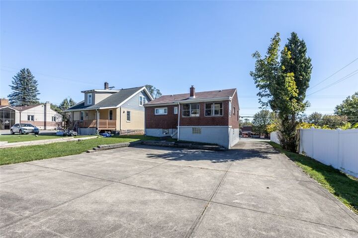 Property Photo:  2533 Monroeville Blvd  PA 15146 