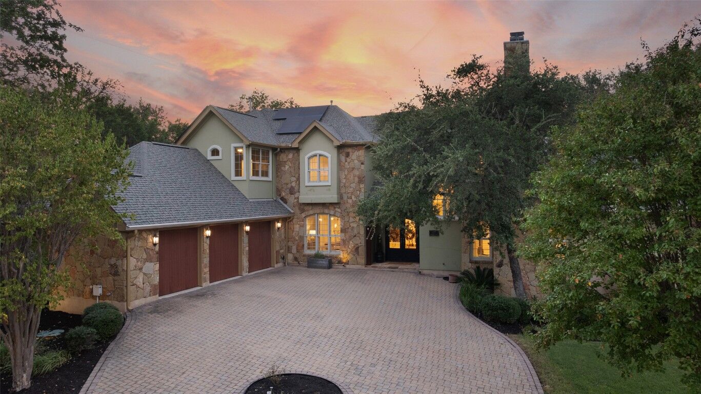 Property Photo: 7228 Oak Shores Drive TX 78730
