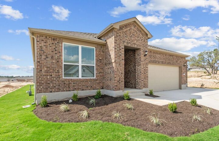 Property Photo: 120 Pelham Street TX 78633