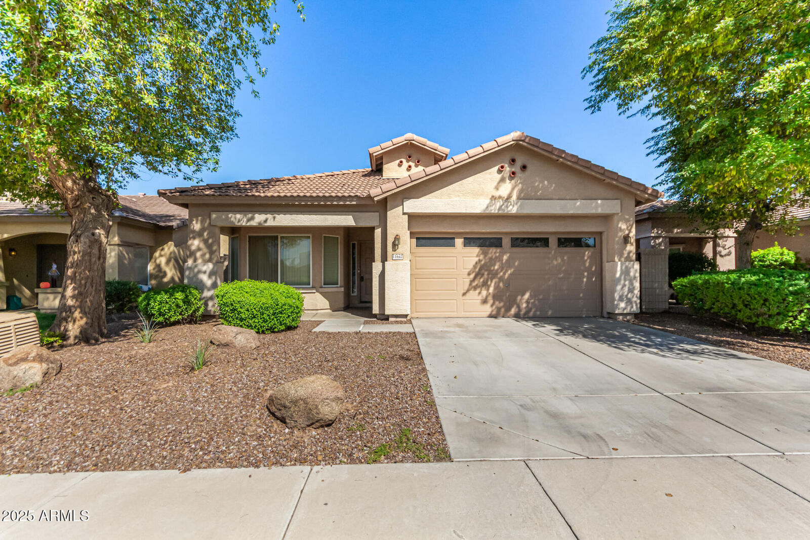 Property Photo: 11642 W Monroe Street AZ 85323