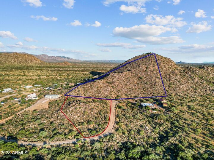 Property Photo:  23325 W Gold Dollar Trail -  AZ 85332