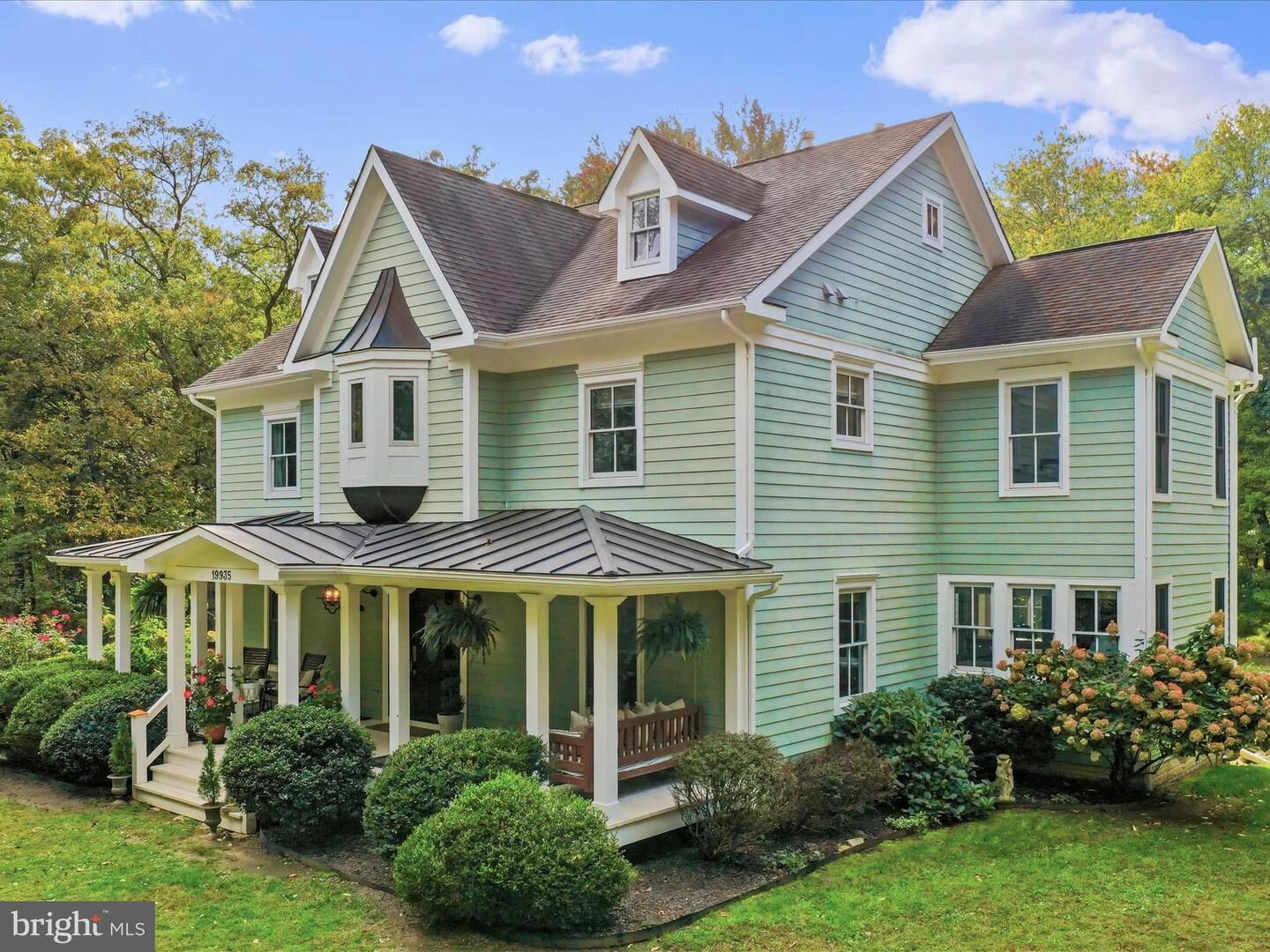 Property Photo: 19935 Foggy Bottom Road VA 20135