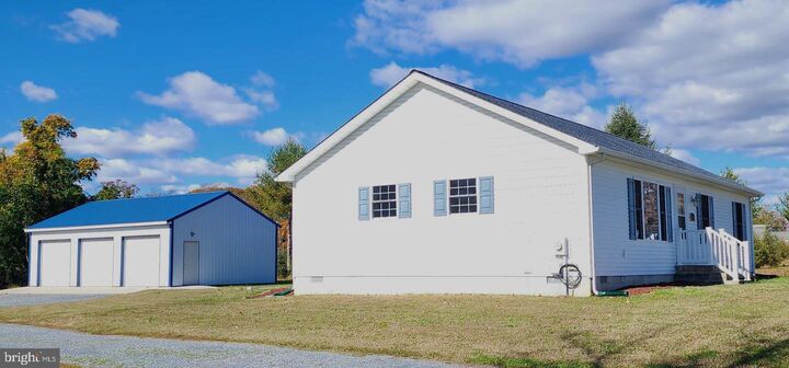 Property Photo:  1694 S State Street  DE 19901 