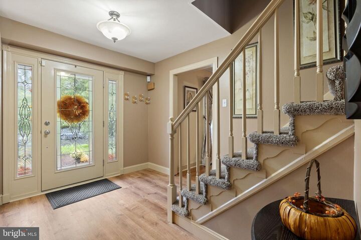 Property Photo: 258 Woodlake Drive PA 18966