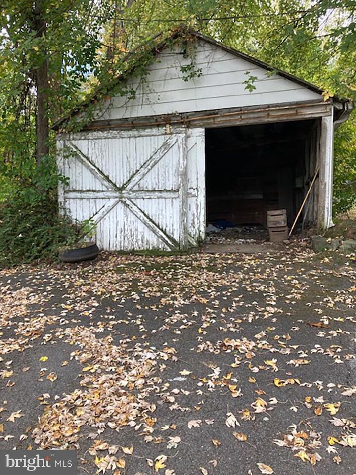 Property Photo:  13740 Lower Edgemont Road  PA 17268 