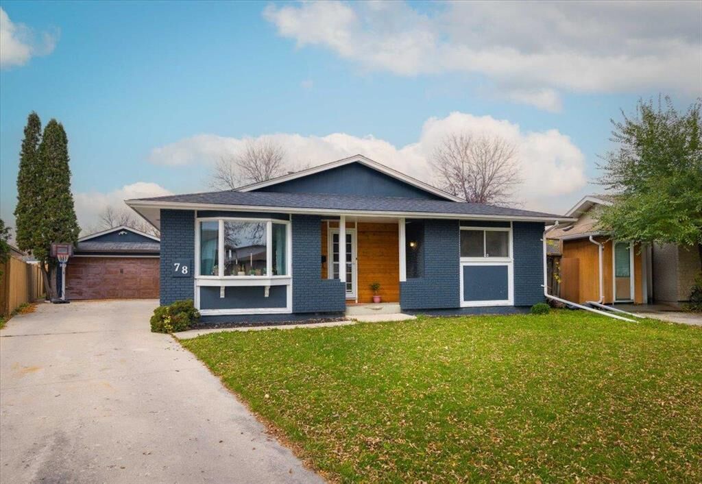 Property Photo: 78 Diamond Street MB R2G 2J2