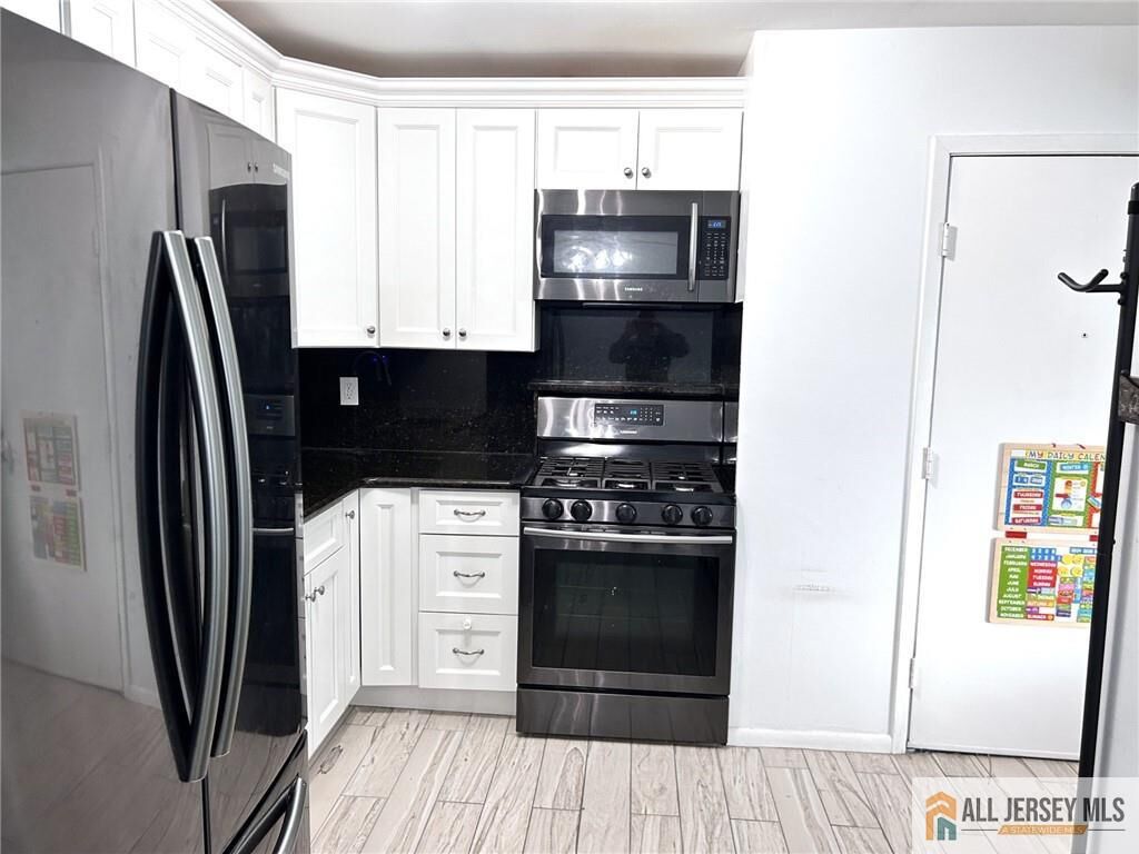 Property Photo: 532 Cricket Lane NJ 07095
