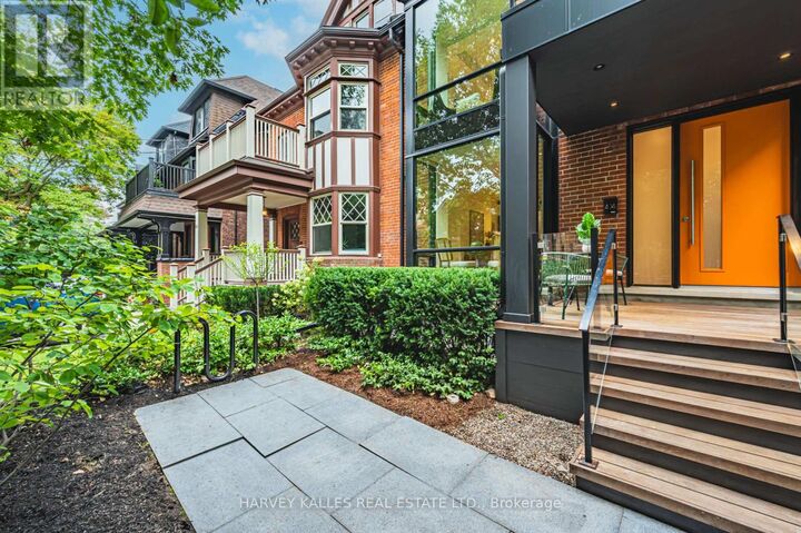 Property Photo:  404 Brunswick Avenue  ON M5R 2Z4 