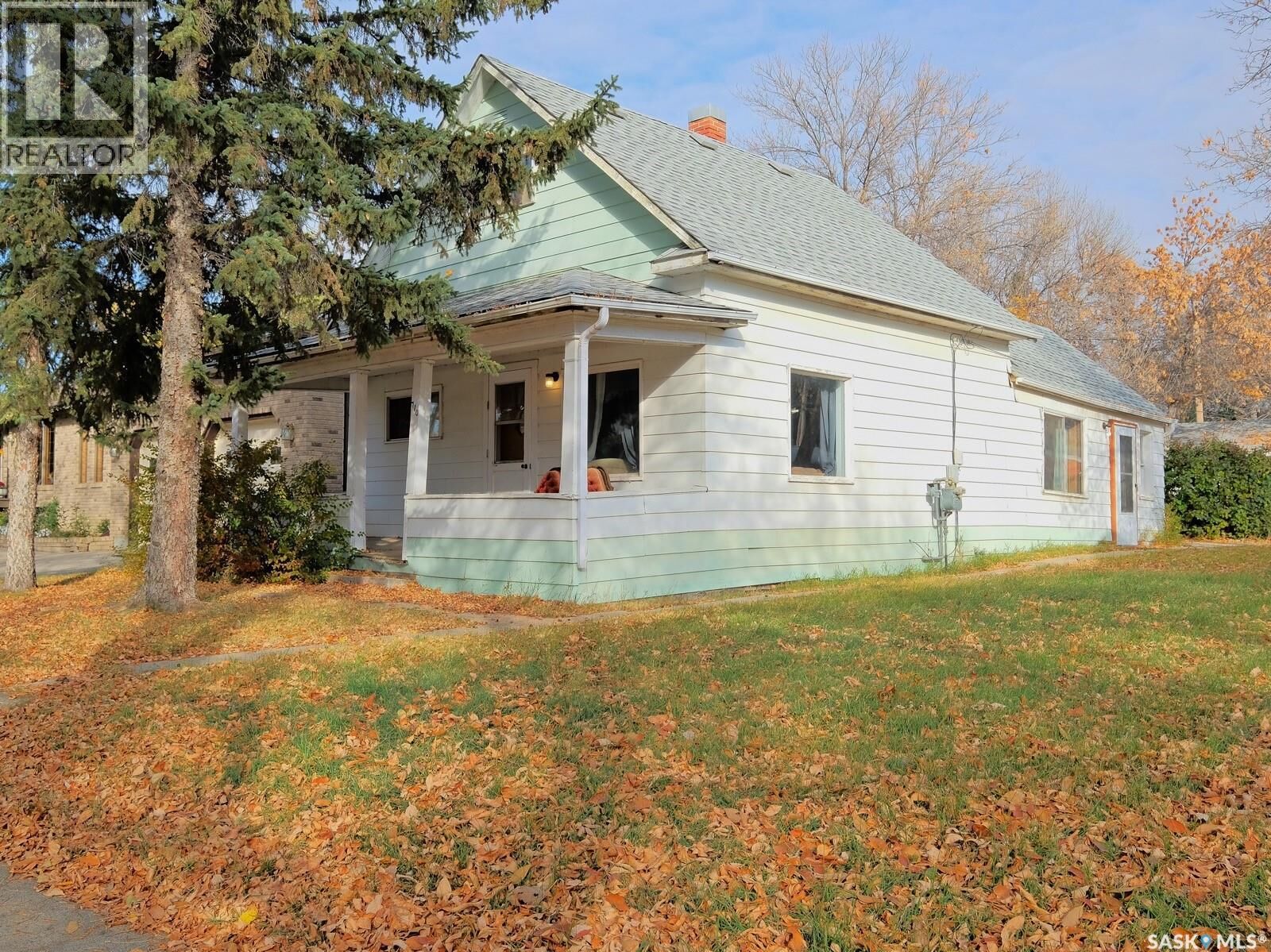 Property Photo:  710 George Street  SK S0L 2V0